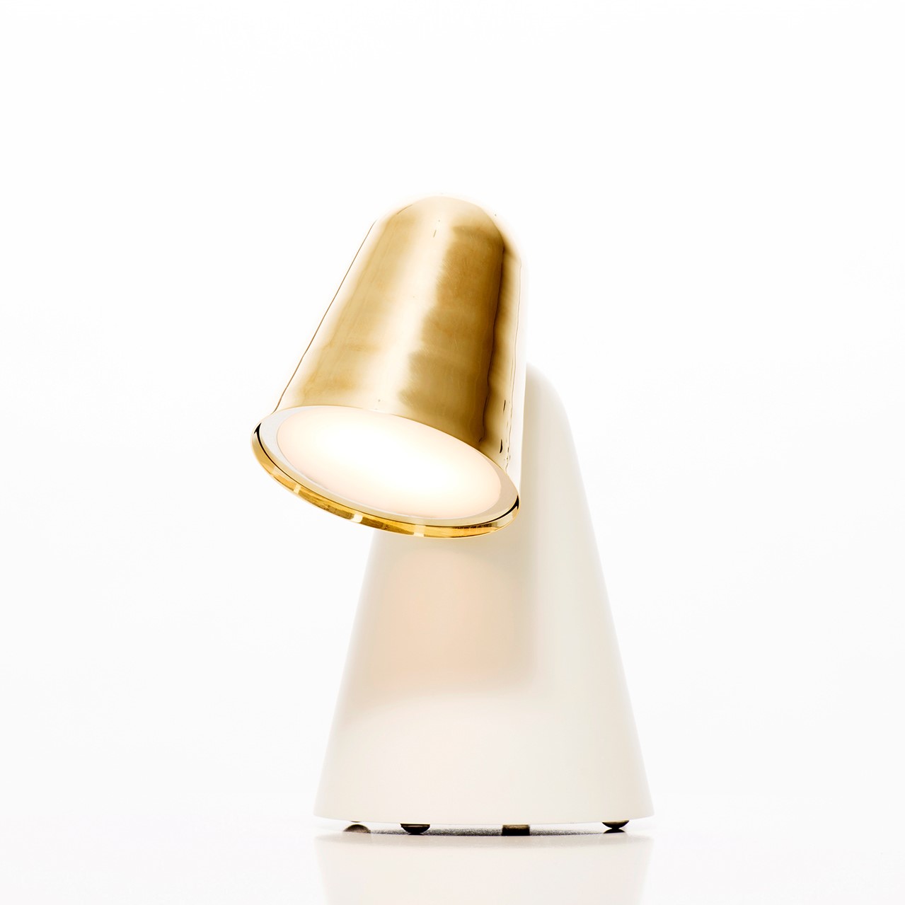 white base / brass polished head